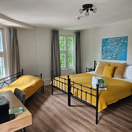 Hotel Nieuw Antiek Helden Cameră foto